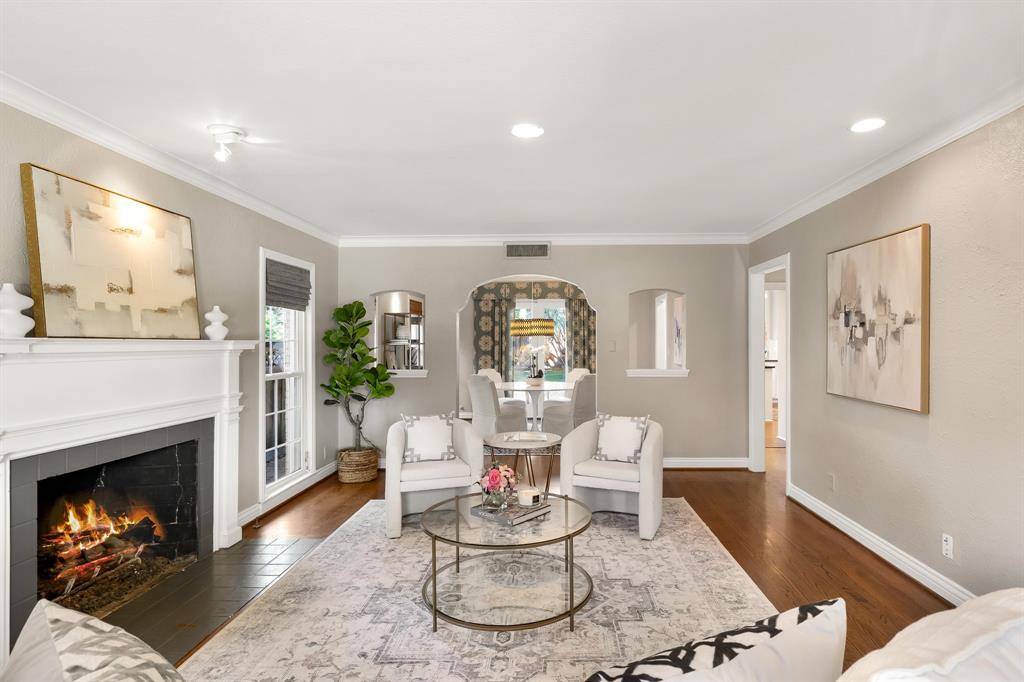 Dallas, TX 75214,6129 McCommas Boulevard