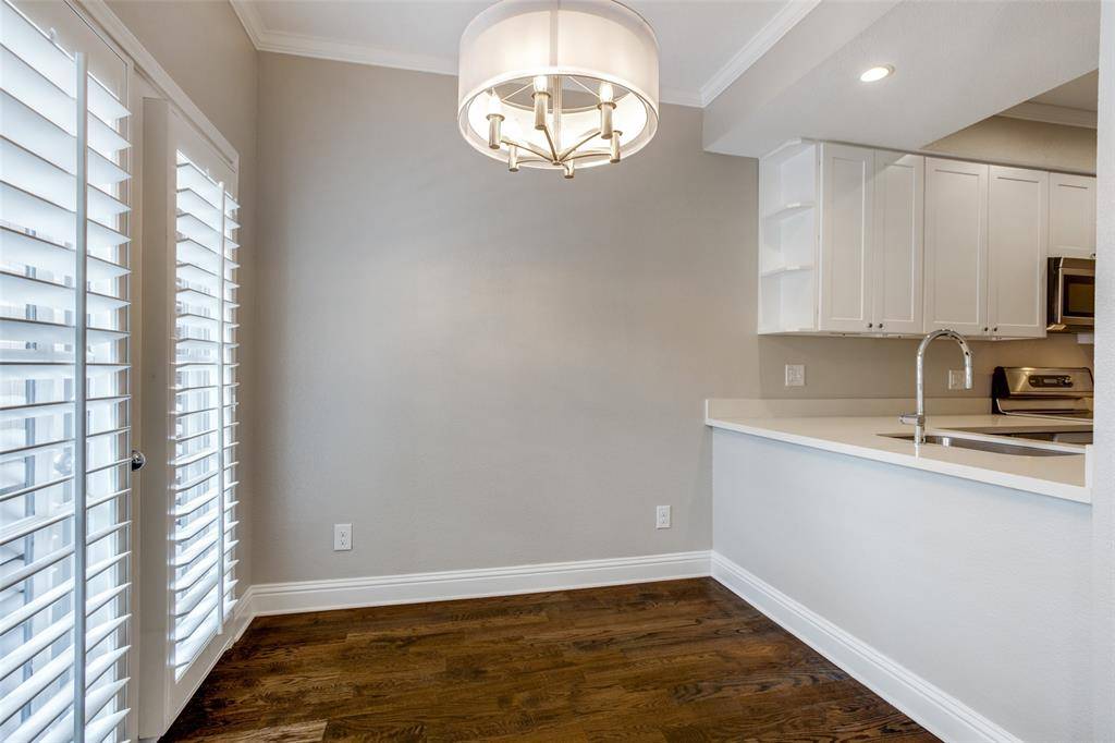 Dallas, TX 75204,4102 Buena Vista Street #7