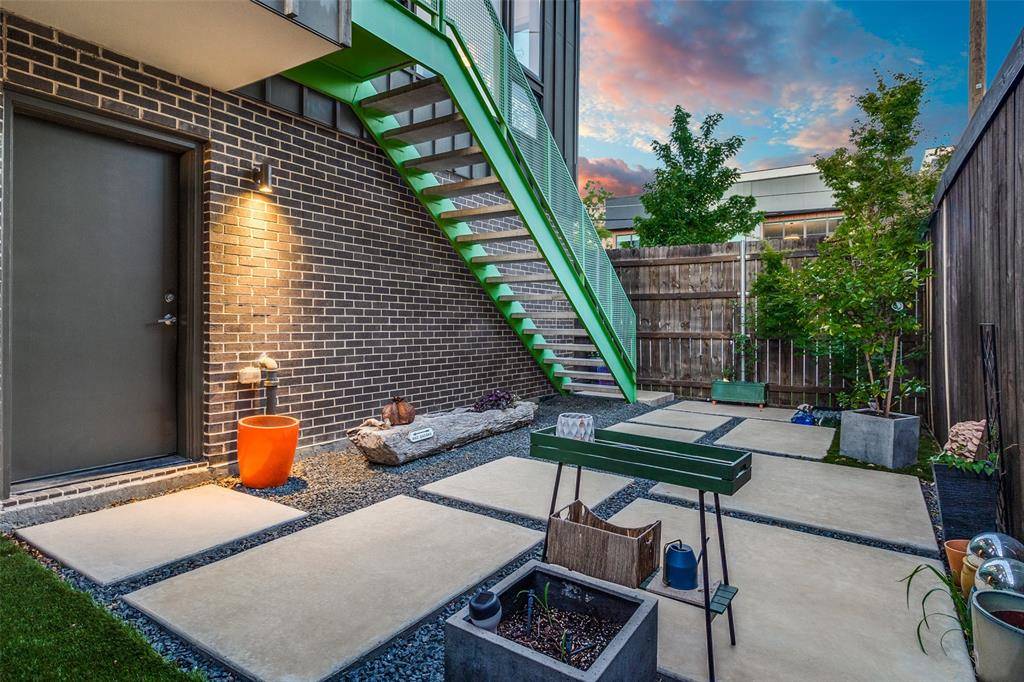 Dallas, TX 75204,4805 Manett Street #101