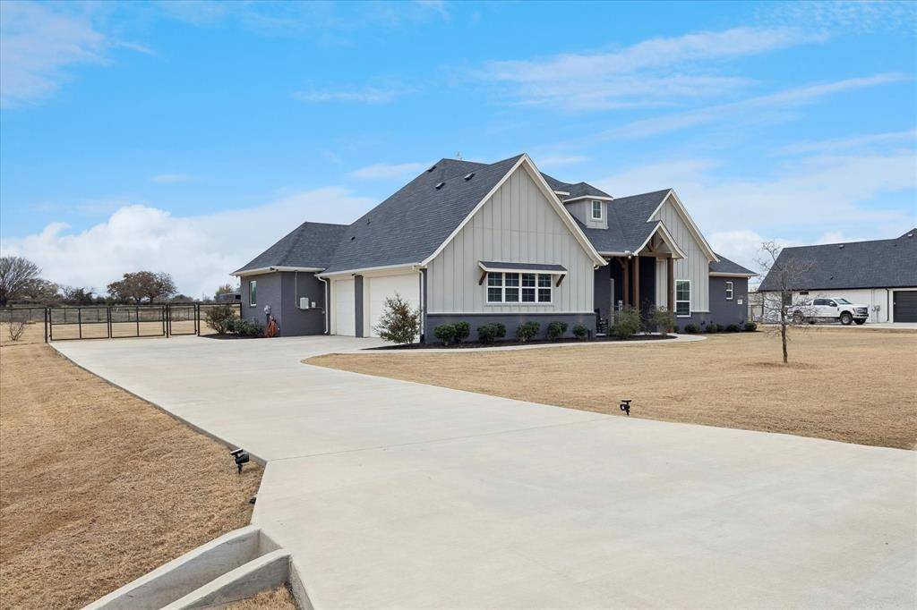Boyd, TX 76023,112 Friendship Way