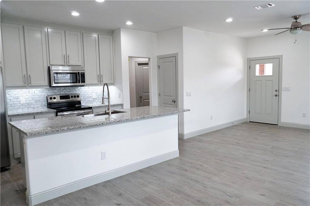 Denison, TX 75021,424 E Nelson Street