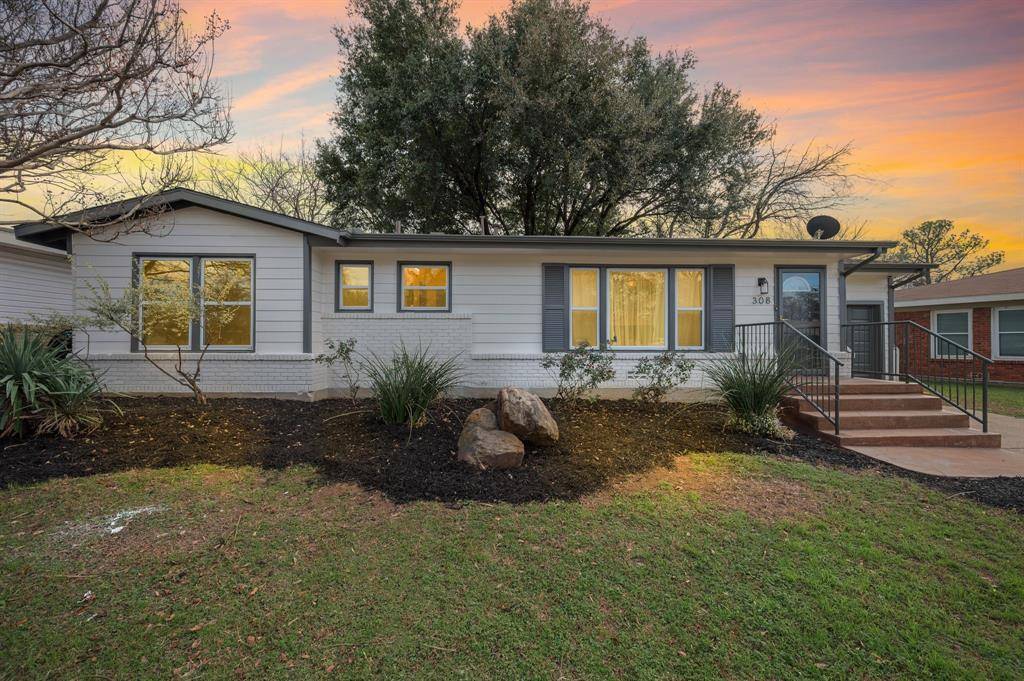 Hurst, TX 76053,308 Wanda Way