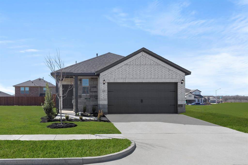 Terrell, TX 75160,125 Pheasant Run Road