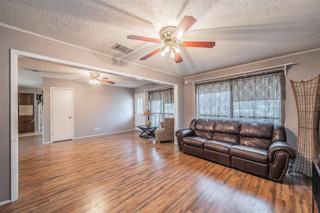 Weatherford, TX 76085,102 Perdue Lane