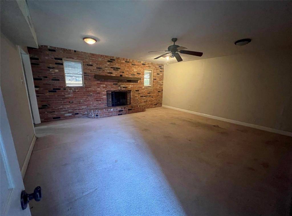 Fort Worth, TX 76133,5537 Westcreek Drive