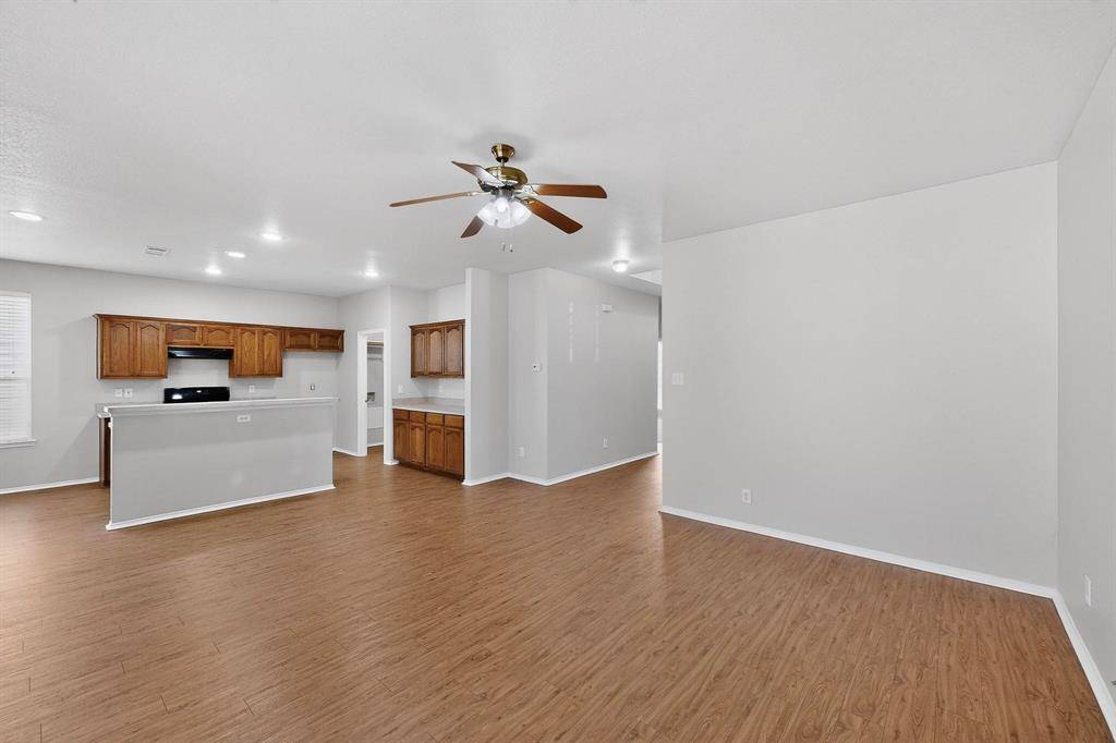 Fort Worth, TX 76179,10913 Dillon Street