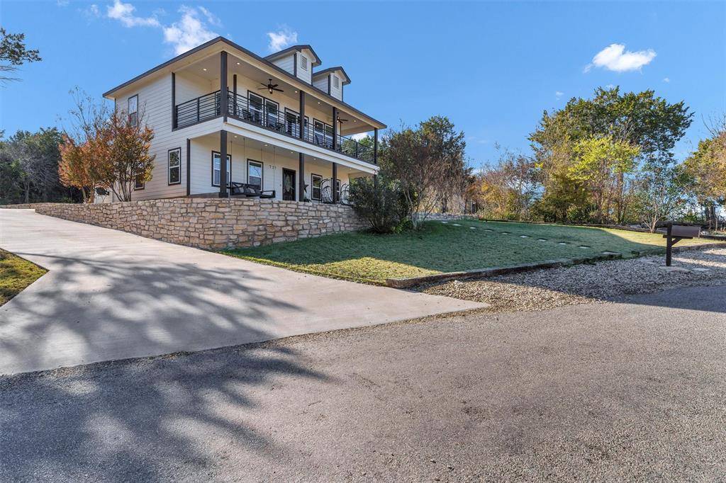 Granbury, TX 76048,721 Rock Harbor Court