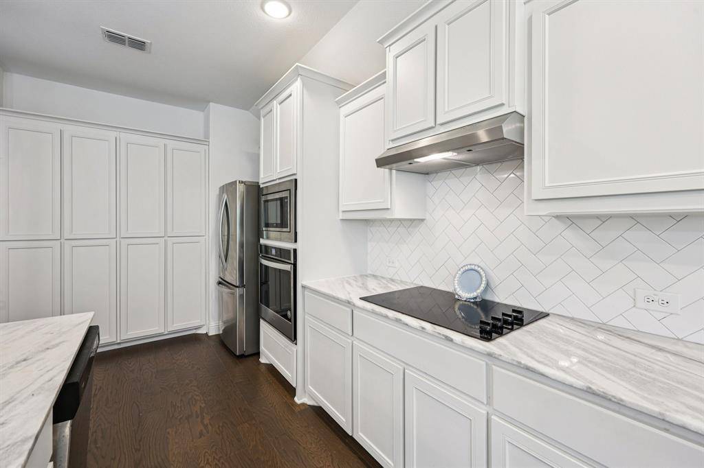 Aubrey, TX 76227,677 Coleman Street