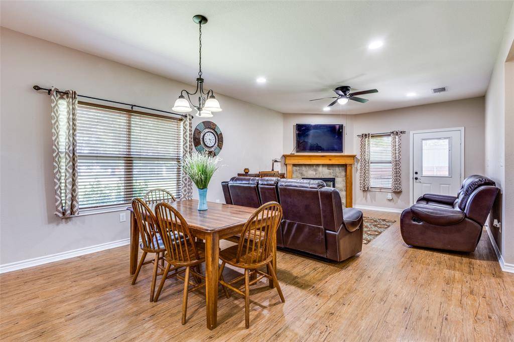 Tioga, TX 76271,402 E Main Street