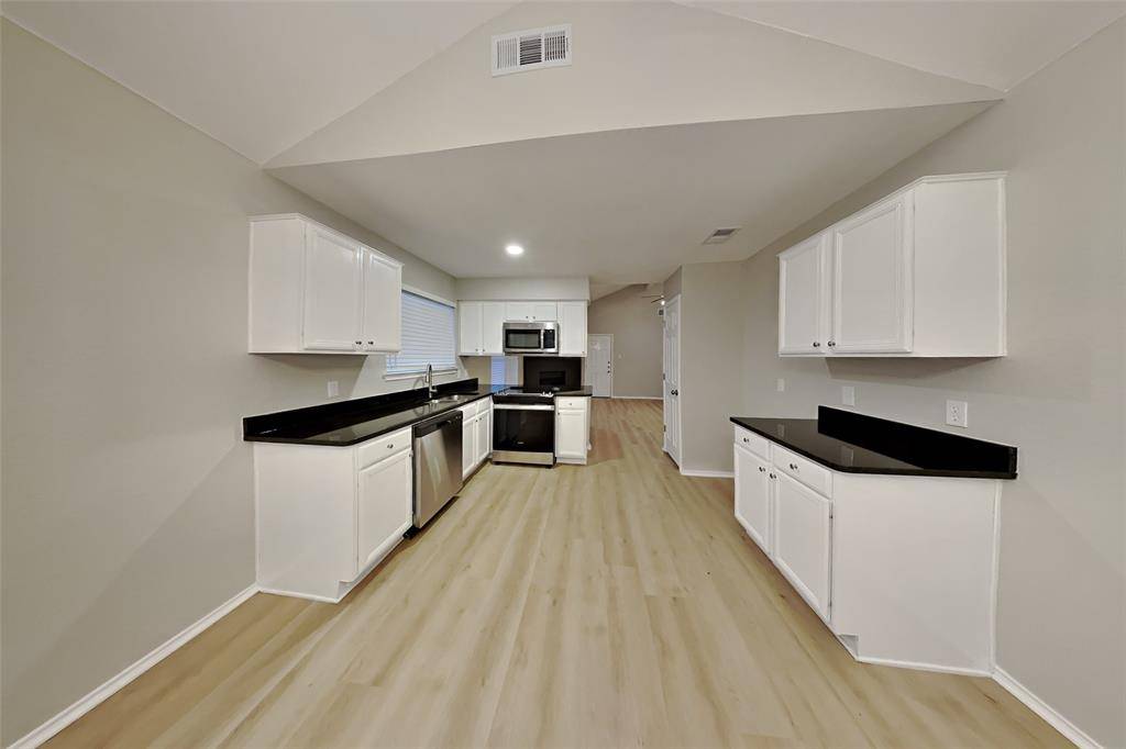 Mansfield, TX 76063,515 Berryhill Drive