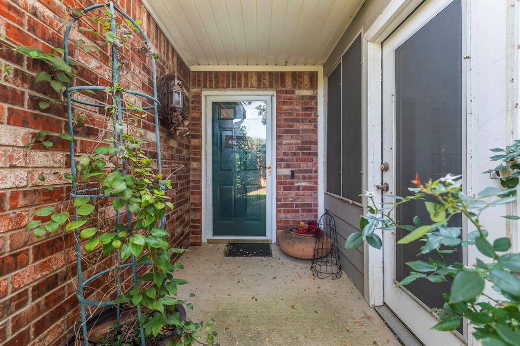 Arlington, TX 76012,1023 Bridges Drive