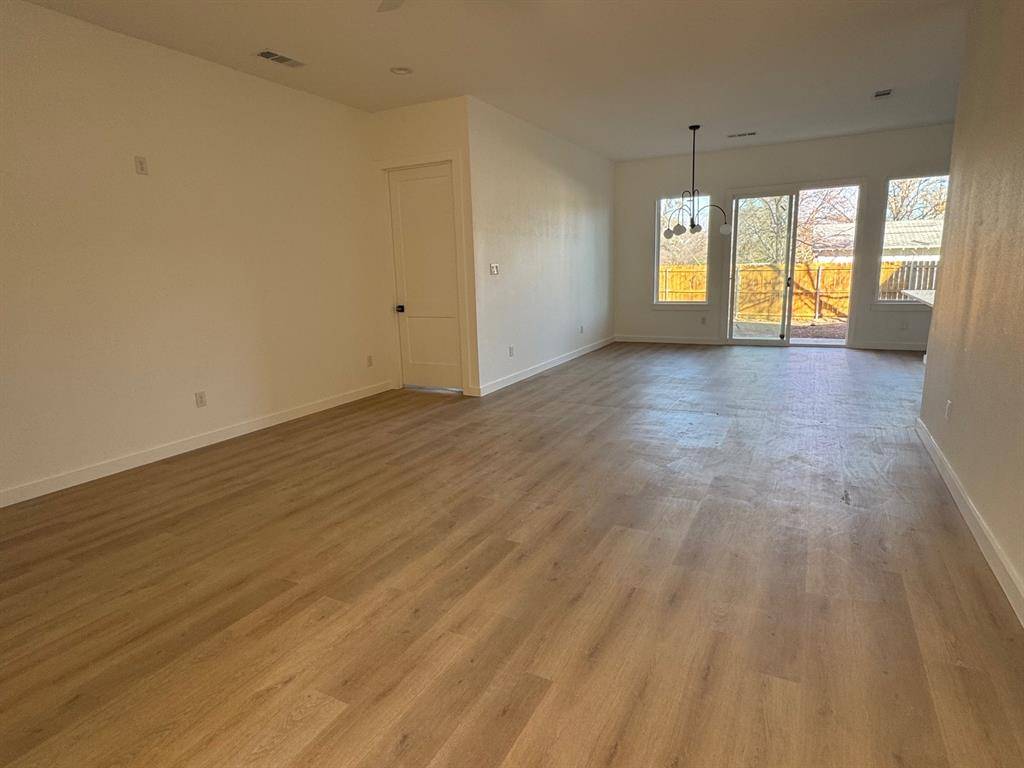 Fort Worth, TX 76104,1633 E Tucker Street