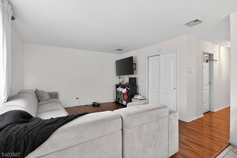 Maplewood Twp., NJ 07040,192 Burnett Ave #1