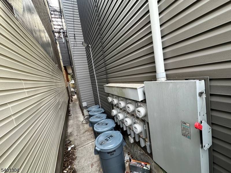 Paterson City, NJ 07501,276 Ellison St