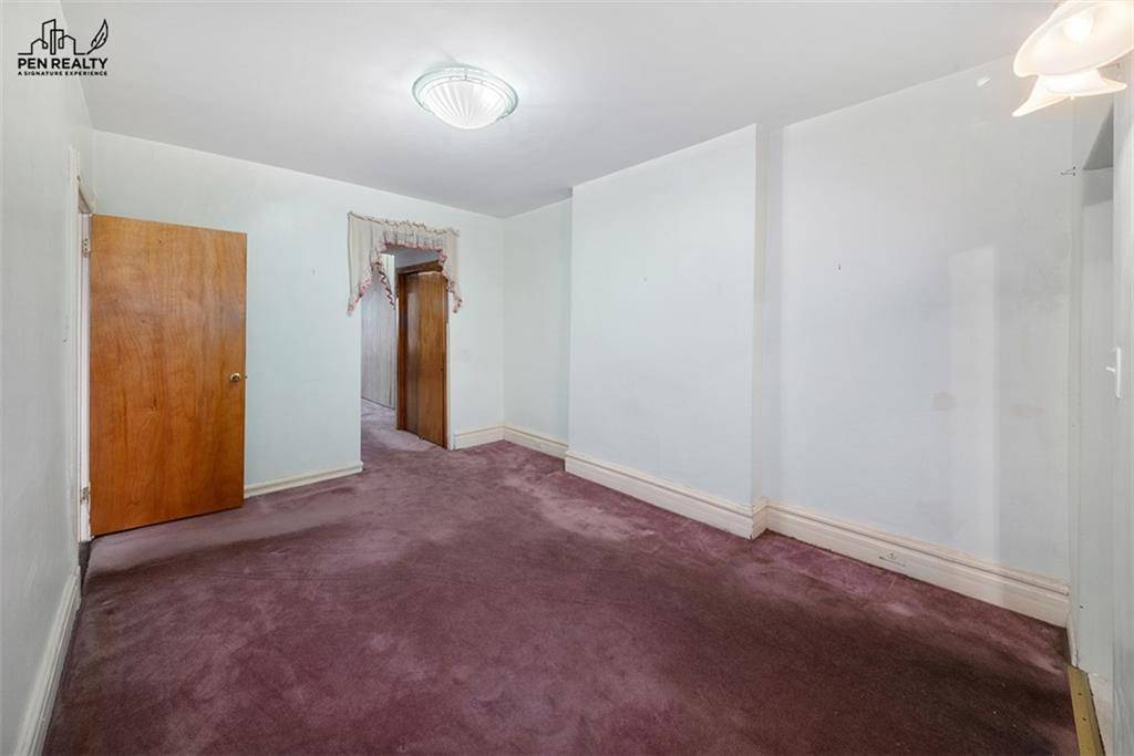 Brooklyn, NY 11209,335 Bay Ridge Pkwy