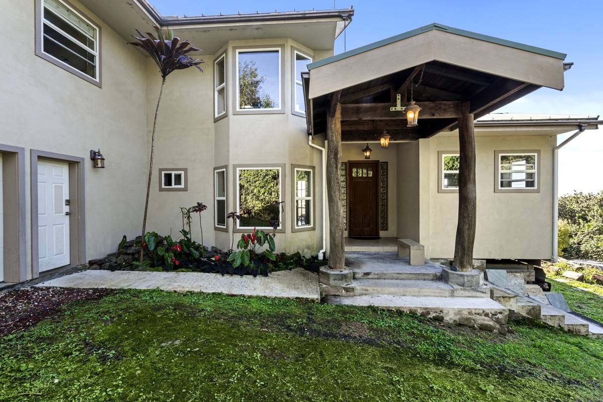 Holualoa, HI 96725,79-1145 KAO RD