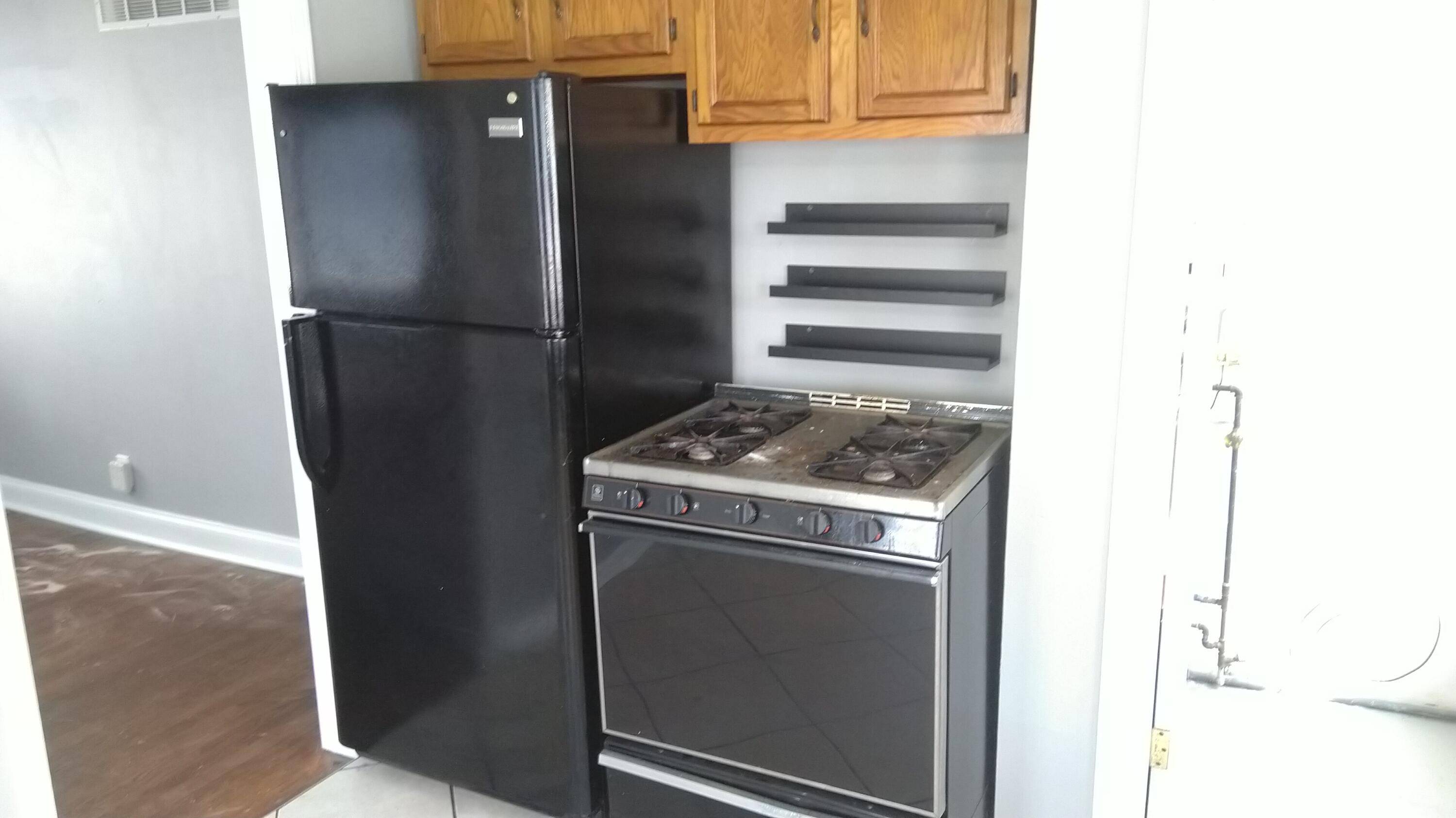 Hazel Park, MI 48030,23328 Battelle AVE