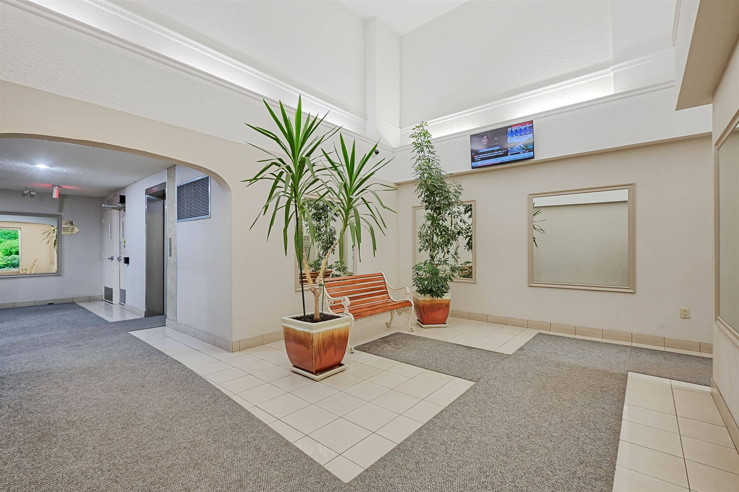 Toronto C15, ON M2H 3J9,4005 Don Mills RD #133