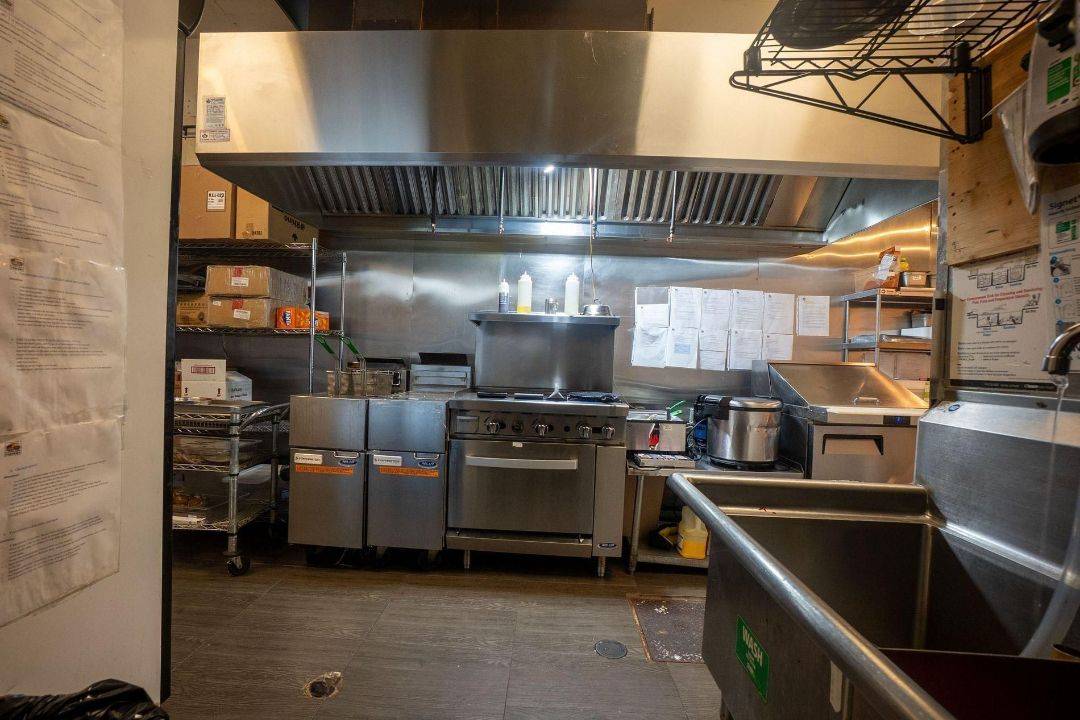 Toronto E07, ON M1V 5P6,5651 Steeles AVE E #6