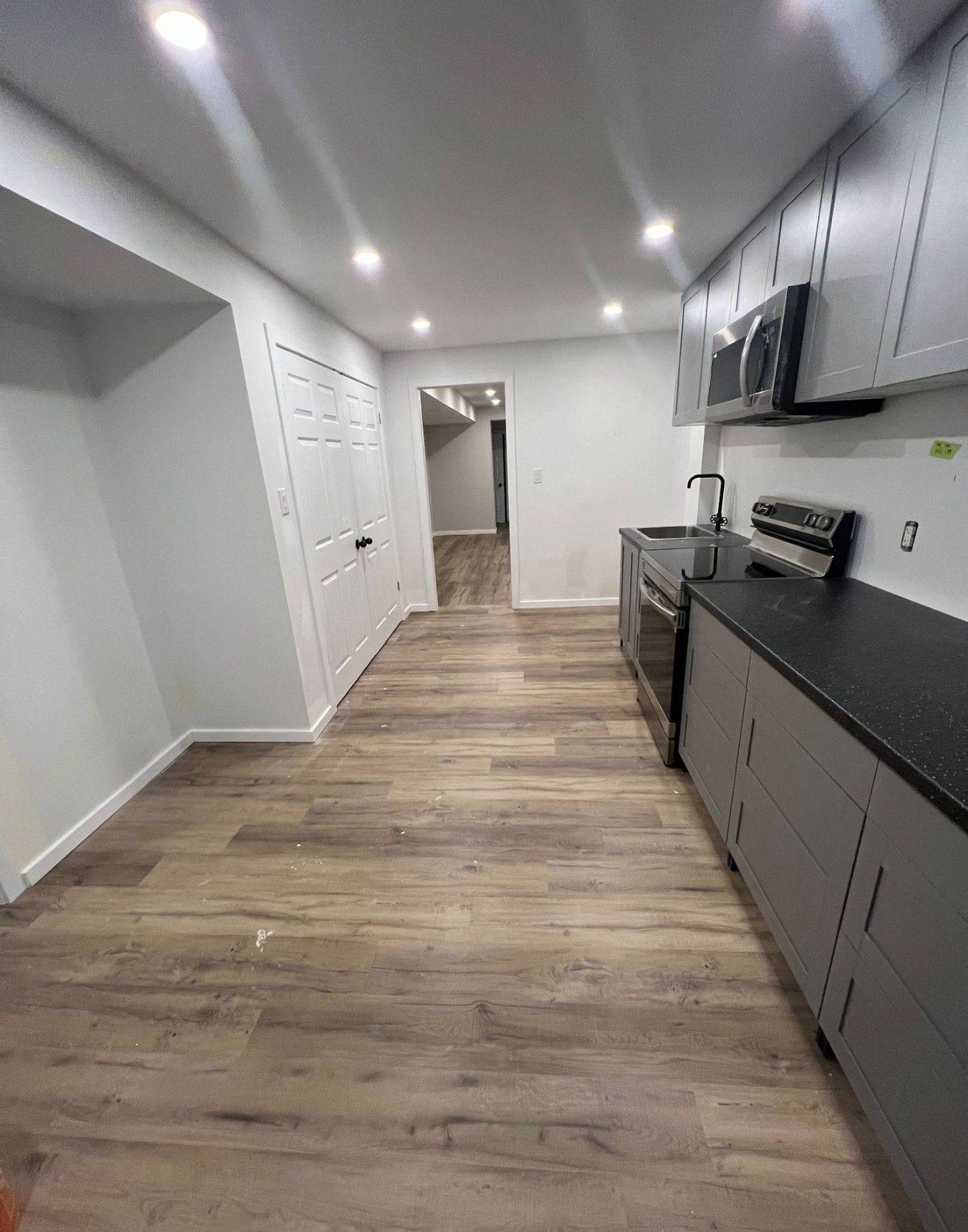 Richmond Hill, ON L4C 5M7,202 Glenada CT #Basemen