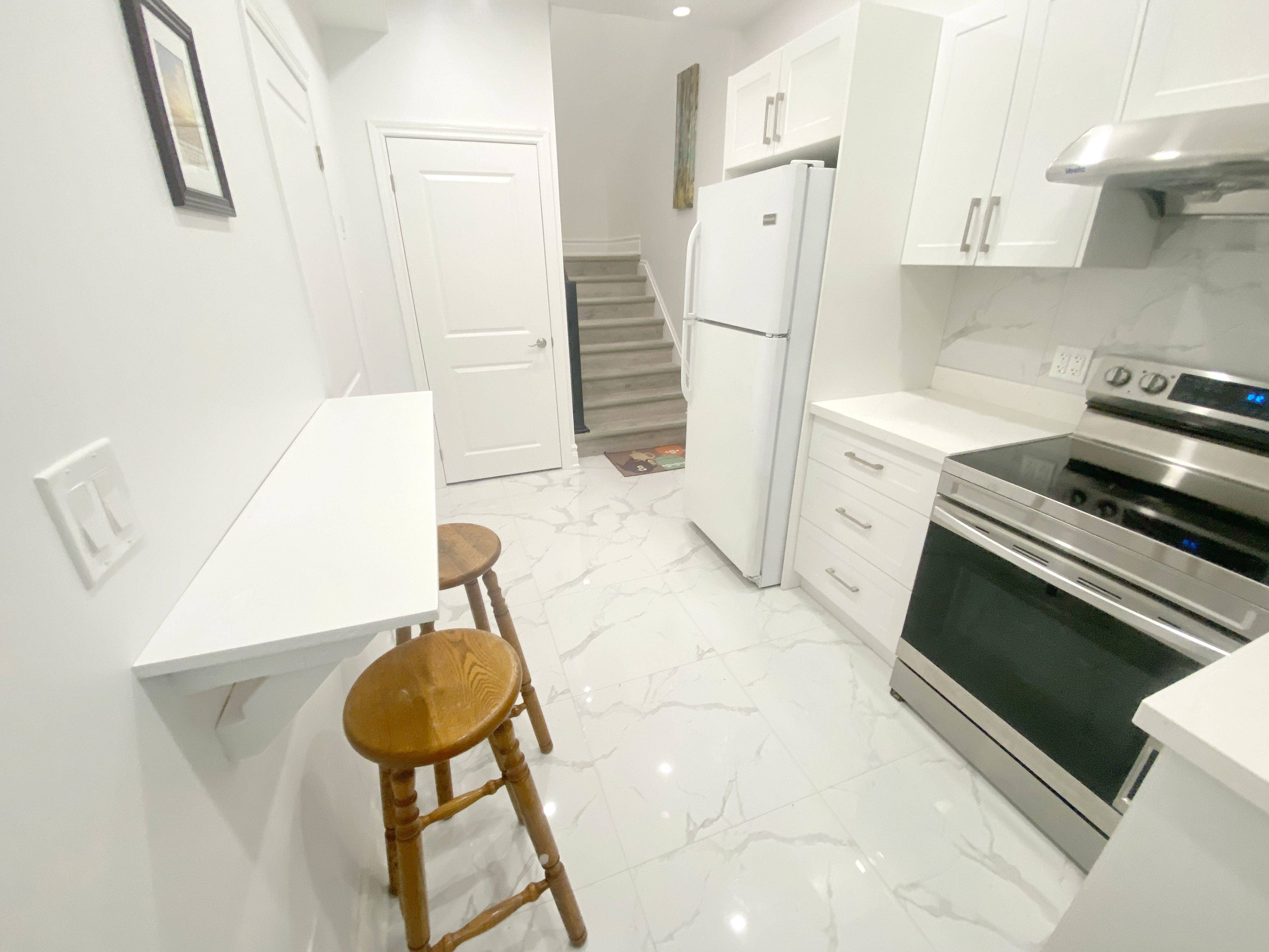 Toronto W02, ON M6H 1W7,81 Hallam ST #Room L101