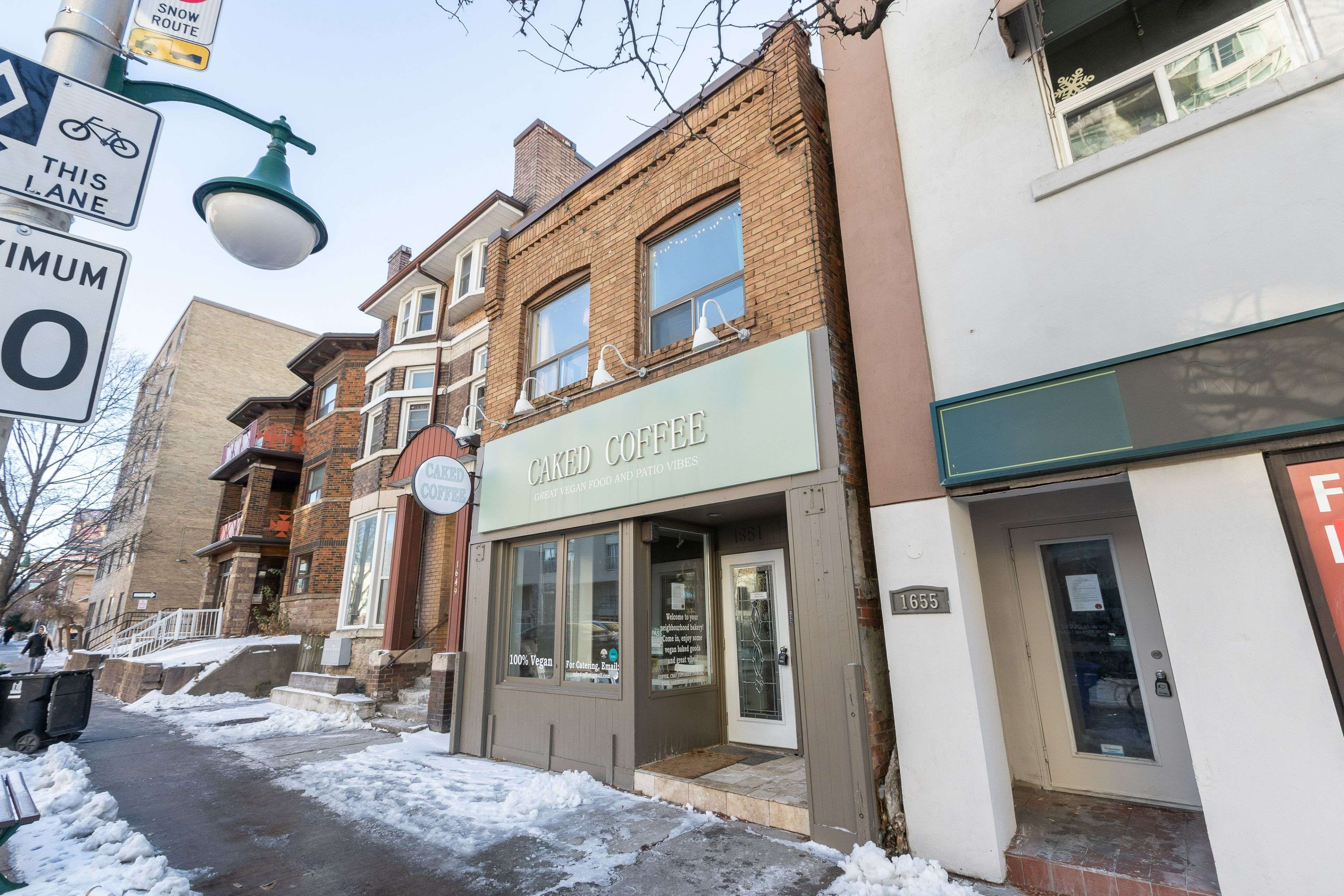 Toronto W01, ON M6P 1A6,1651 Bloor ST W