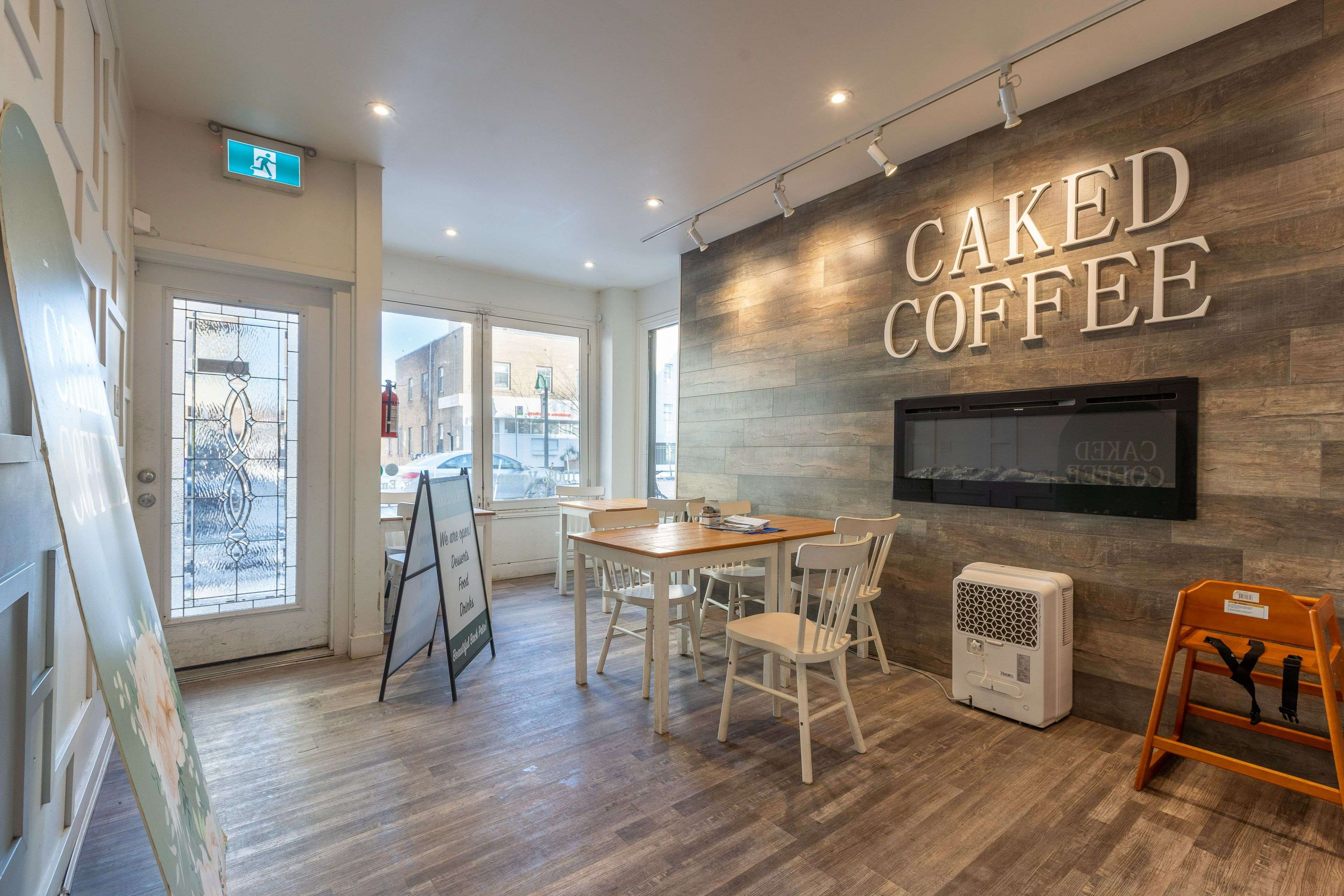 Toronto W01, ON M6P 1A6,1651 Bloor ST W