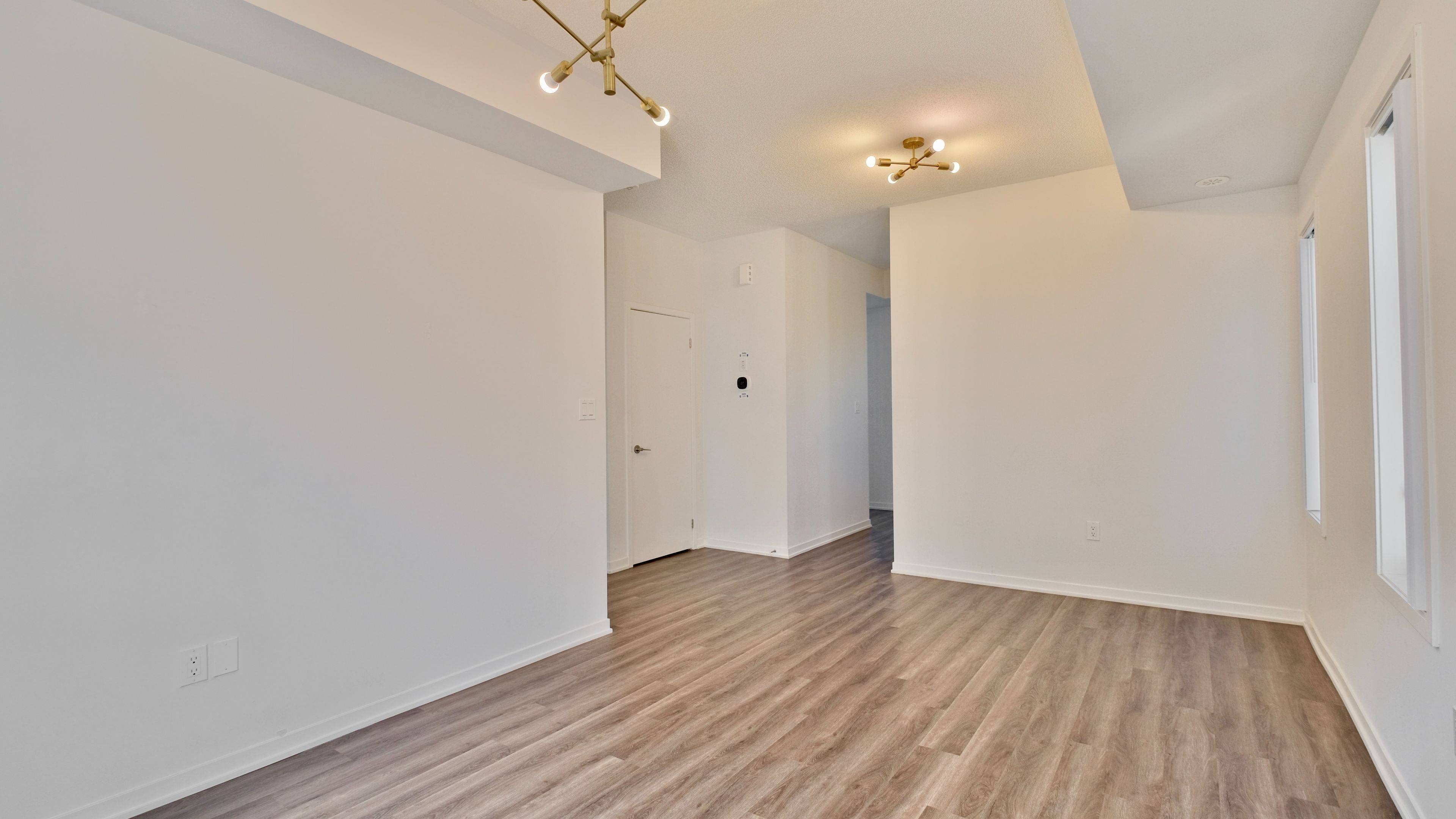 Toronto W06, ON M8V 2C7,225 Birmingham ST #159