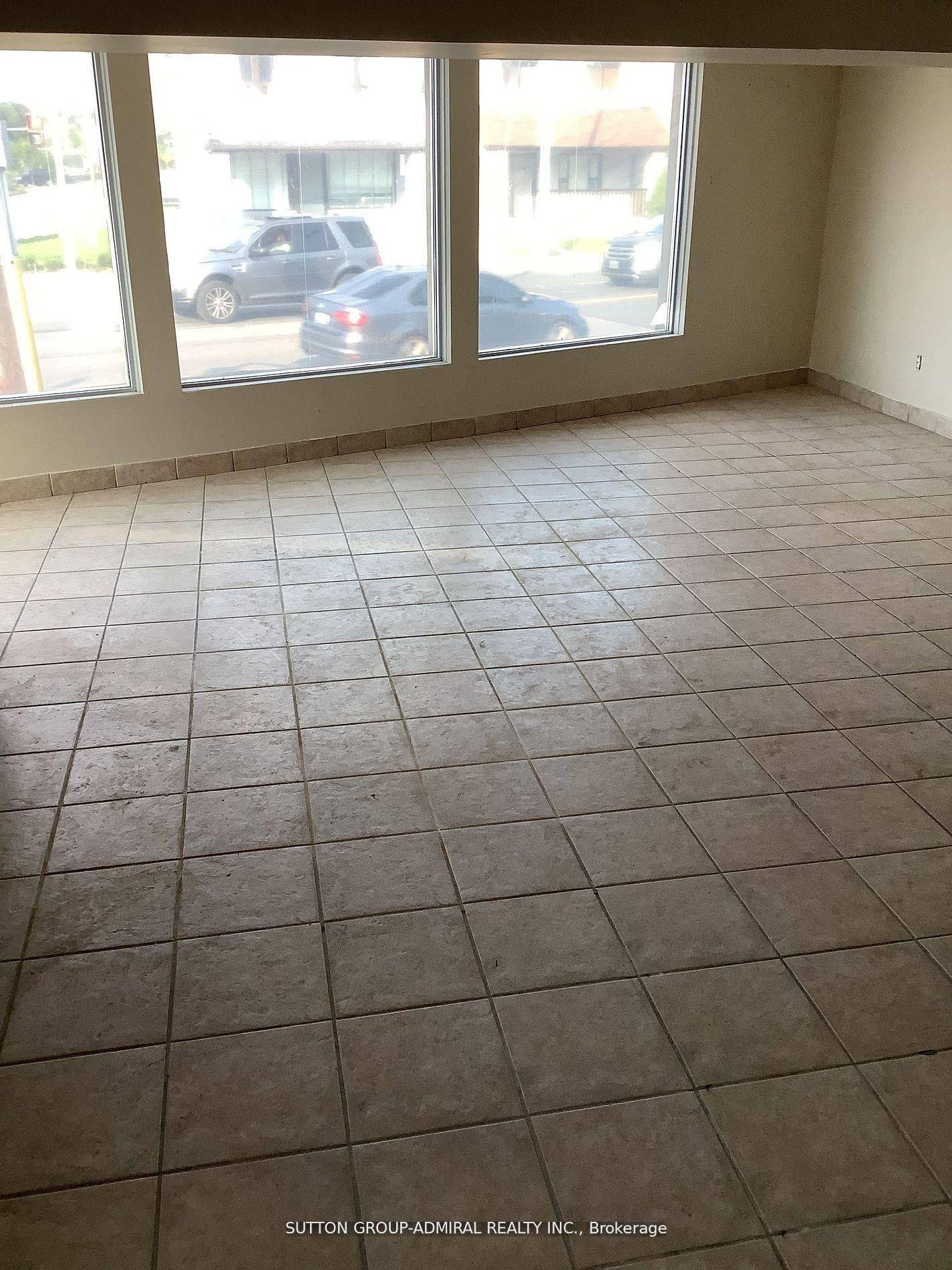 Toronto W04, ON M9N 1T9,1634 Weston RD W