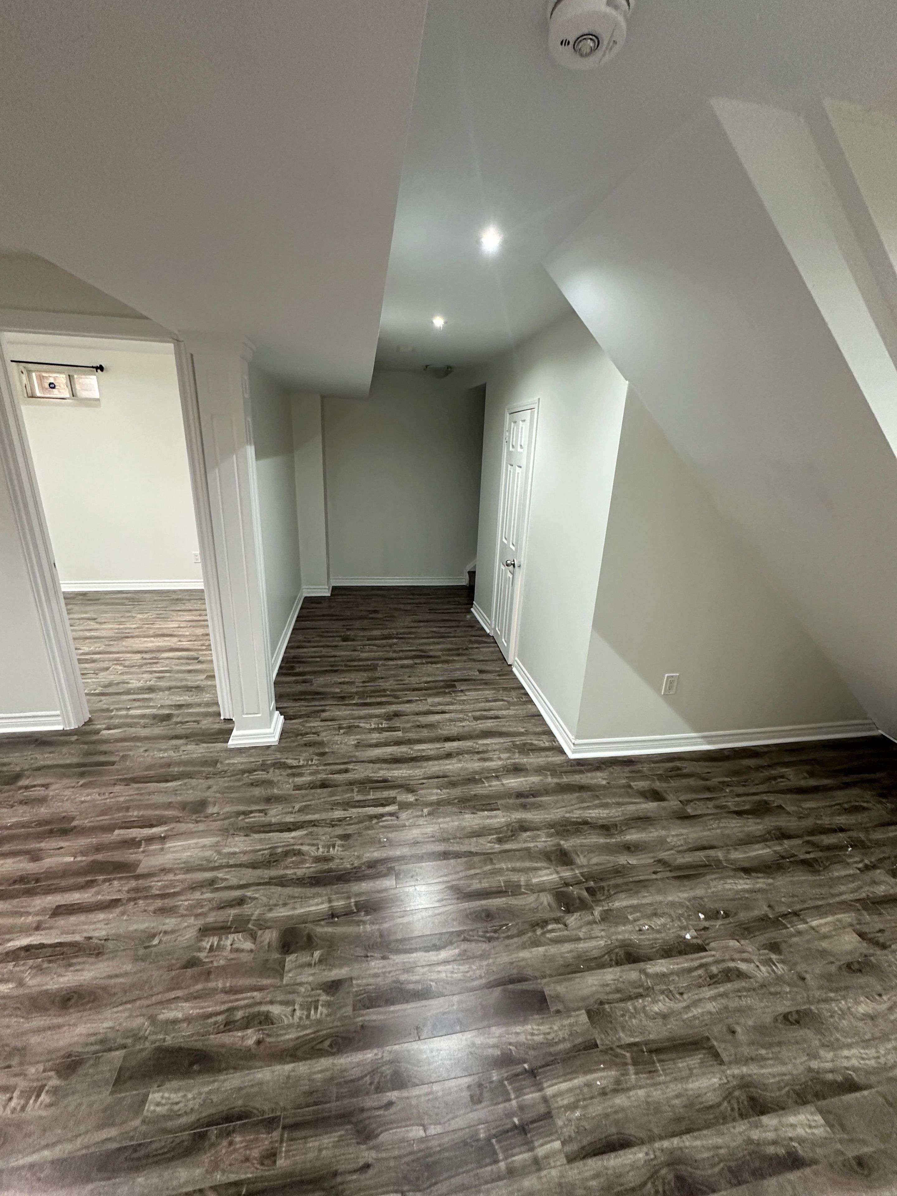 Brampton, ON L6X 5G2,16 Bassett CRES #Basement