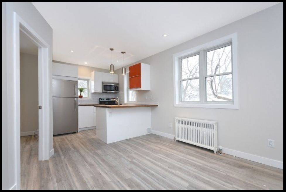 Toronto W06, ON M8W 1N2,3411 Lake Shore BLVD W #4