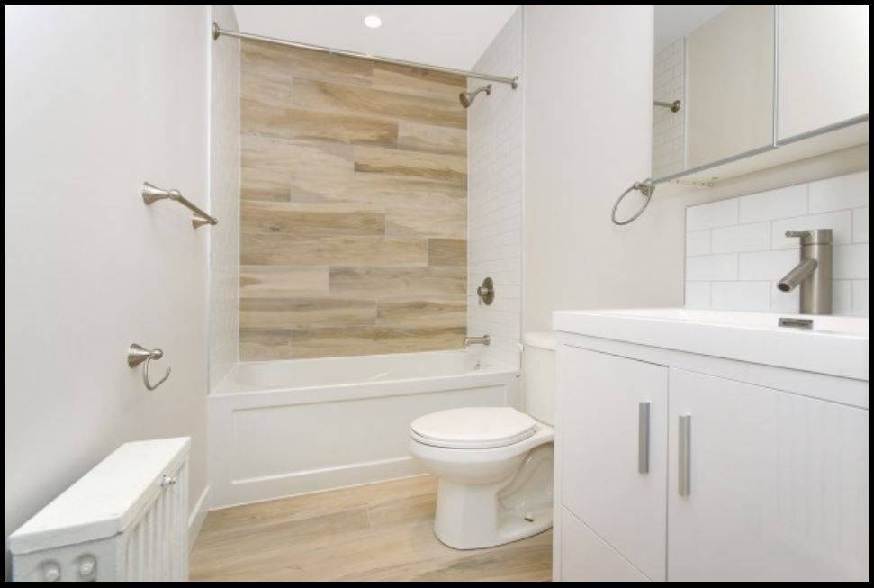 Toronto W06, ON M8W 1N2,3411 Lake Shore BLVD W #4