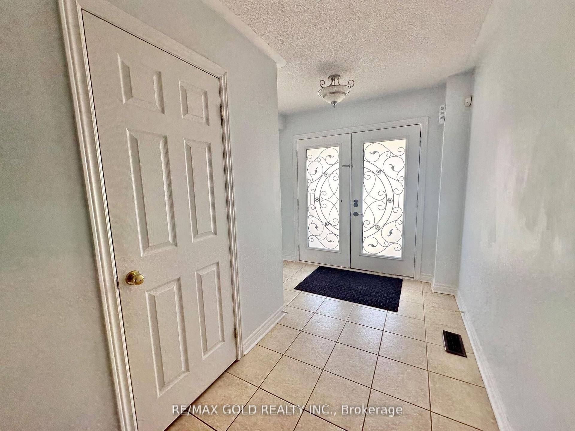 Milton, ON L9T 0Y7,1413 Costigan RD