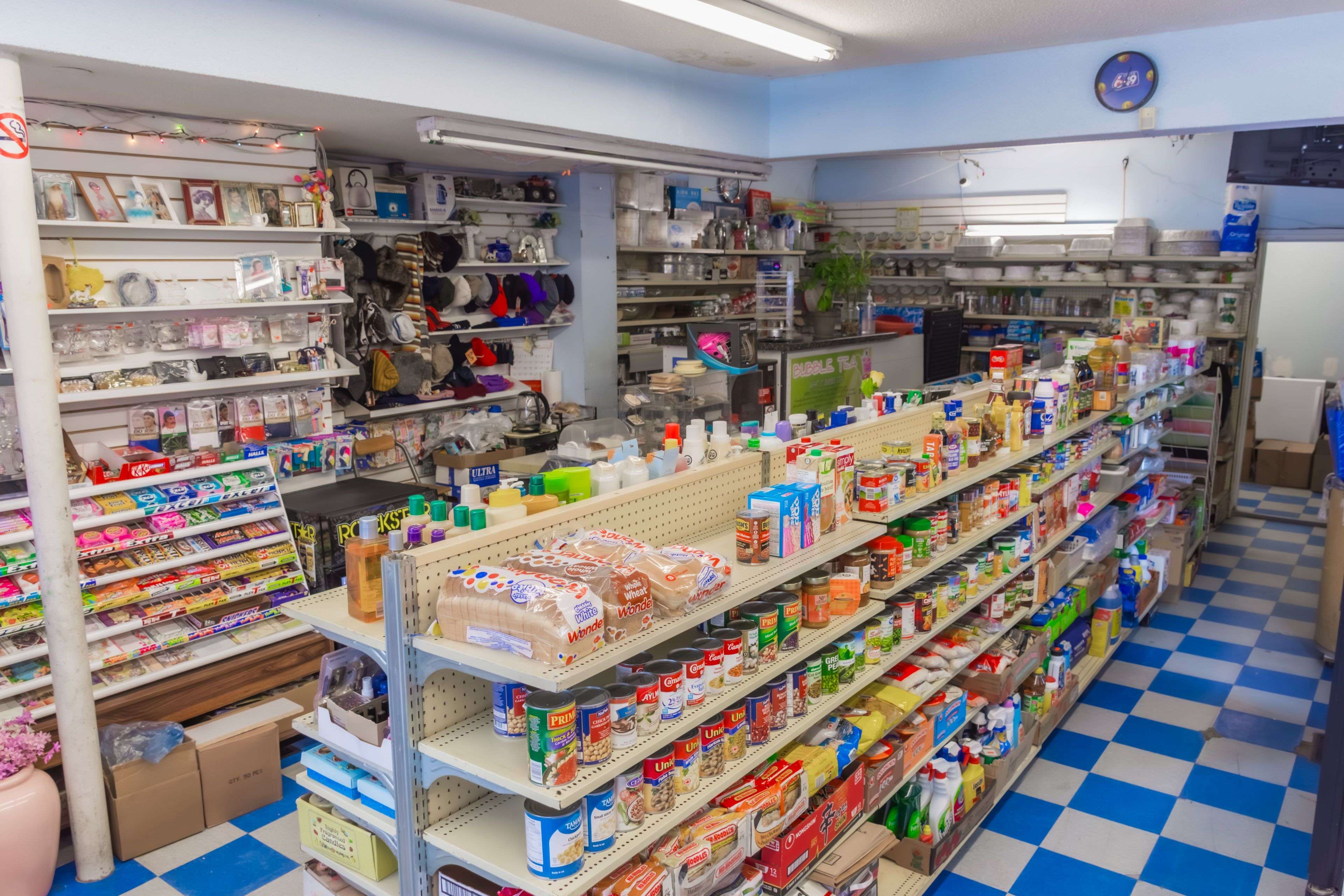 Toronto W03, ON M6N 2S7,113 Lambton AVE