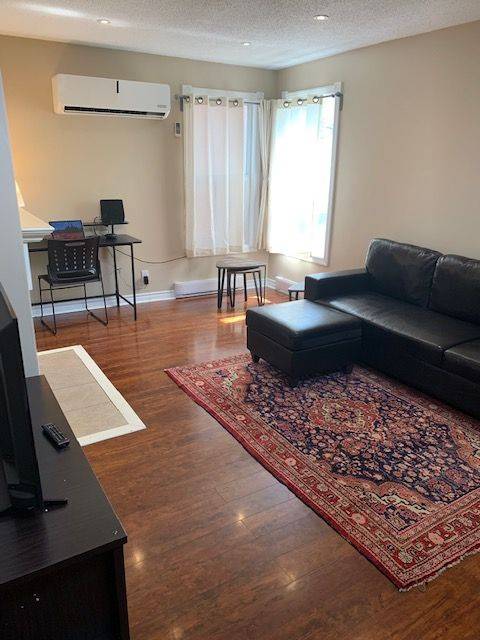 Lower Town - Sandy Hill, ON K1N 5A9,48 Bolton ST