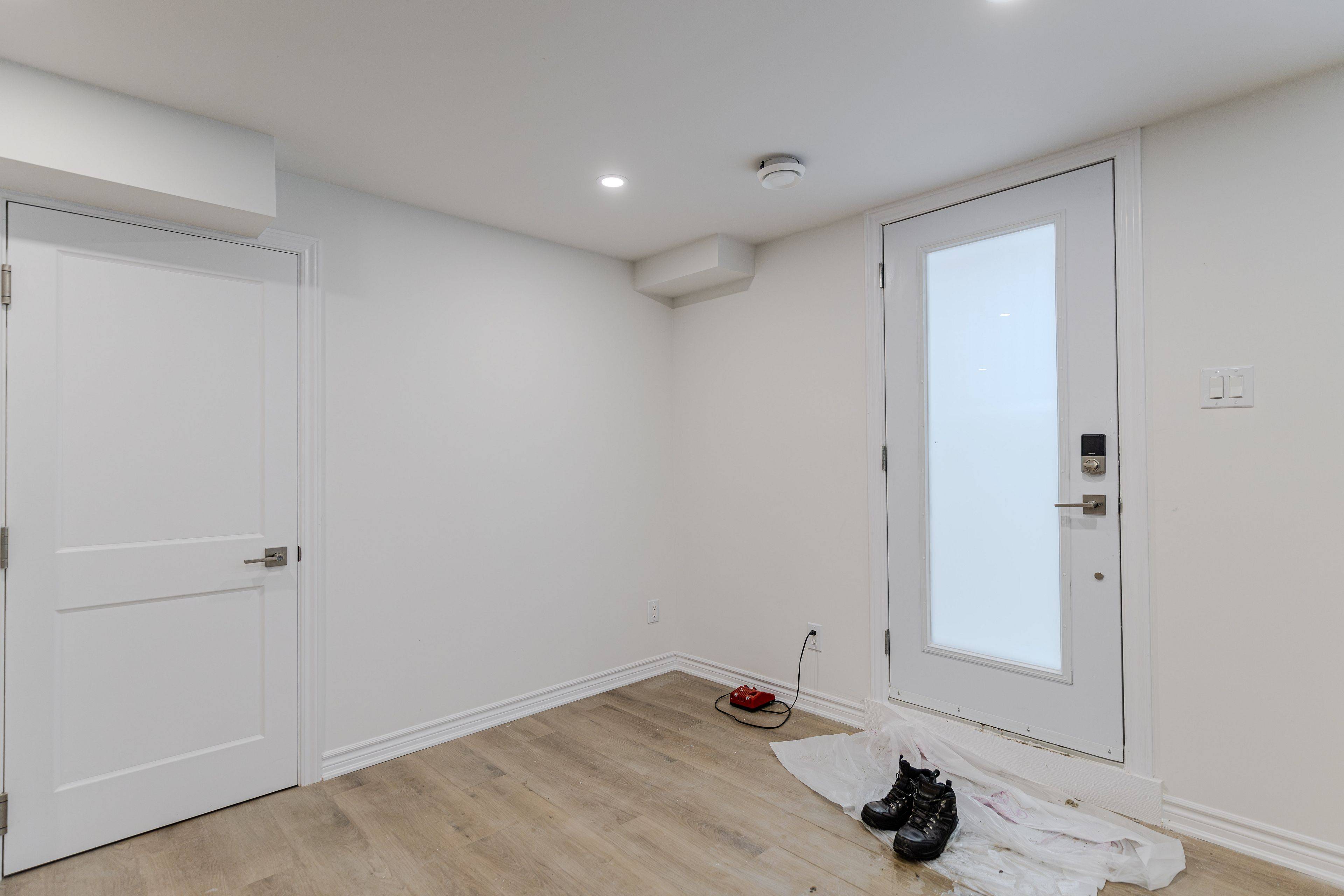 Orleans - Convent Glen And Area, ON K1W 0S9,142 Lumen PL #B