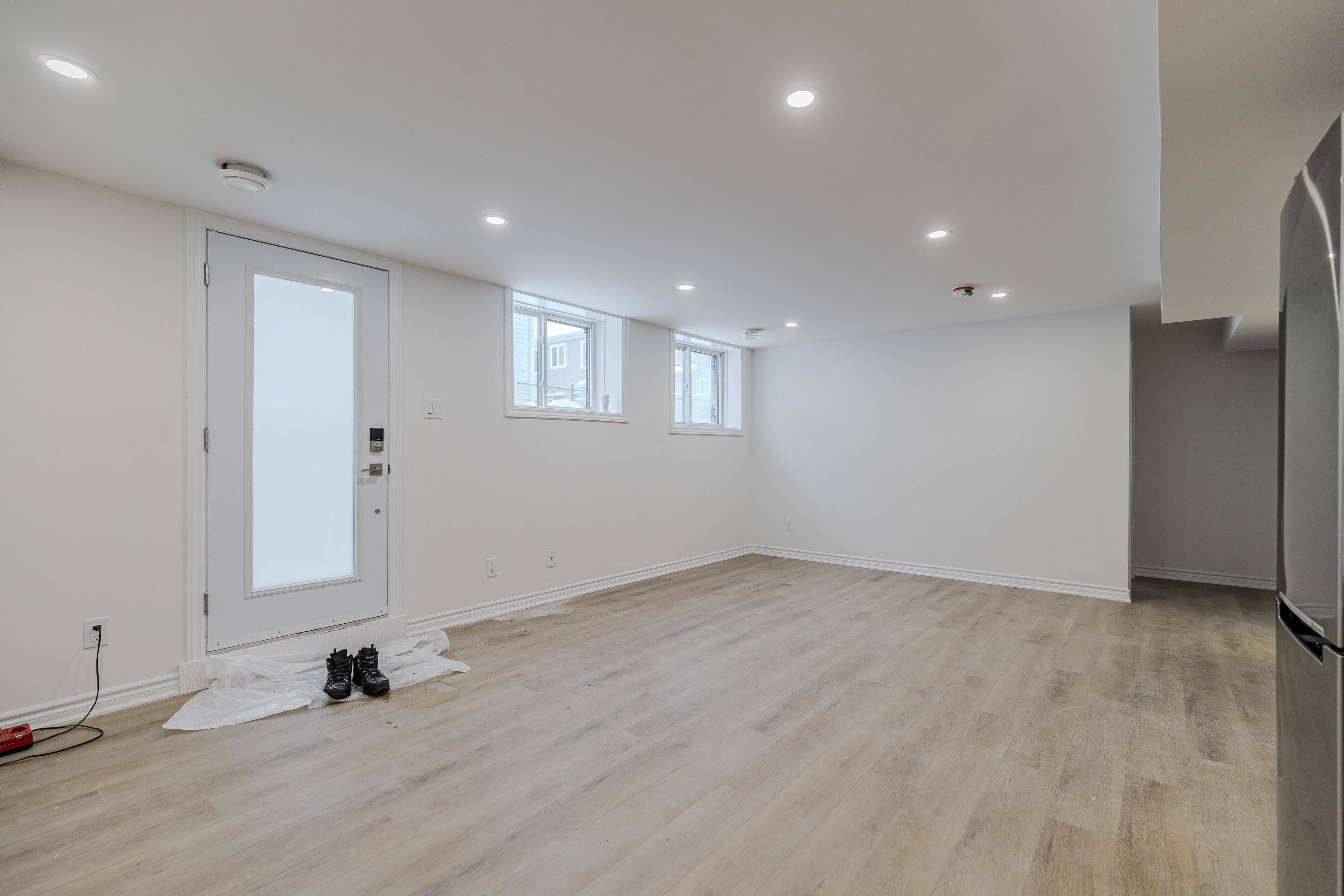 Orleans - Convent Glen And Area, ON K1W 0S9,142 Lumen PL #B