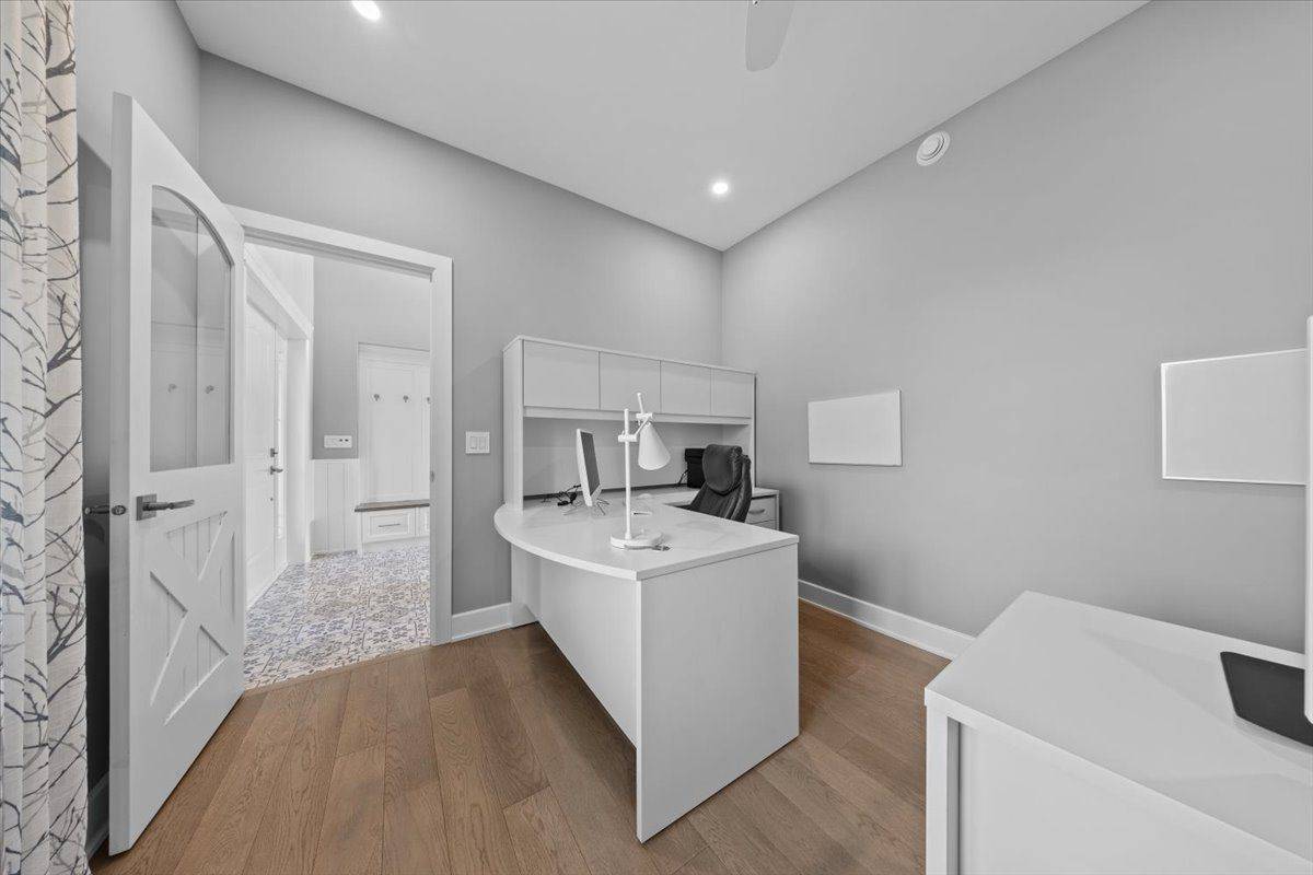 Orleans - Cumberland And Area, ON K4C 1S1,2440 Emmett RD