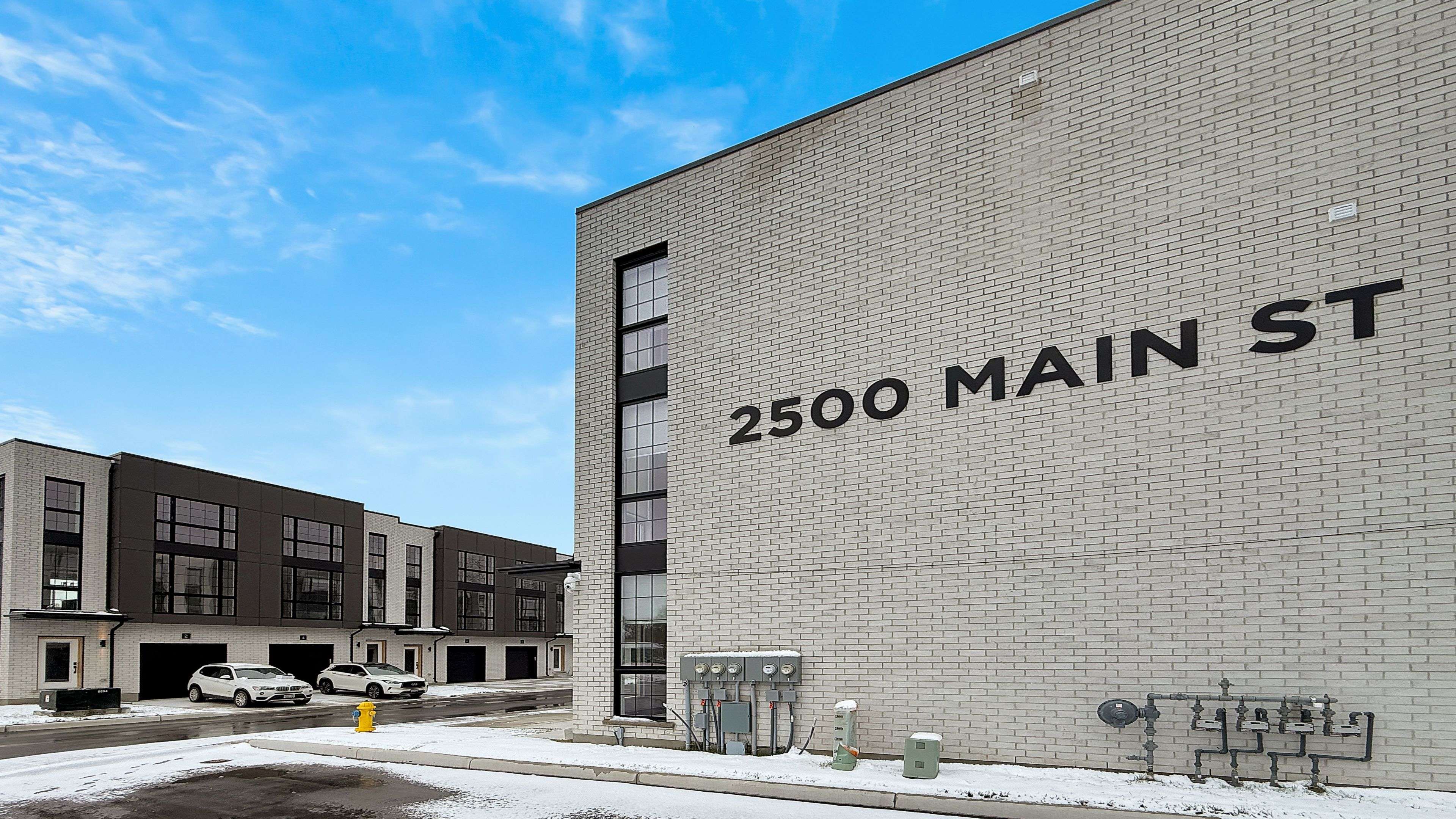 London South, ON N6P 1T5,2500 MAIN ST #5