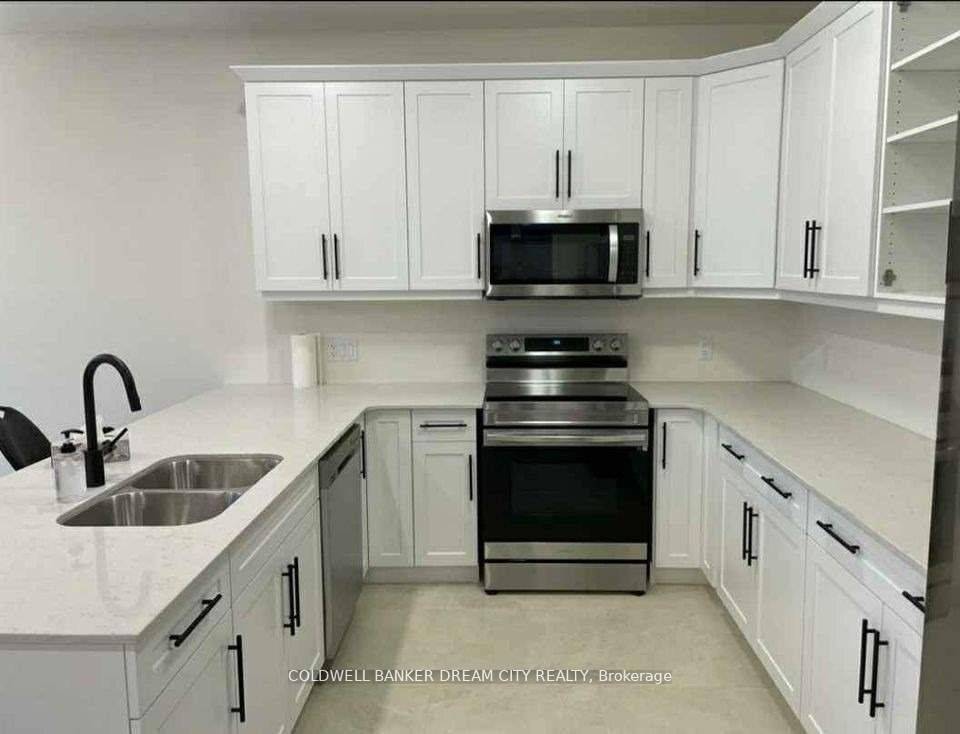 London South, ON N5Z 0B3,114 Julie CRES