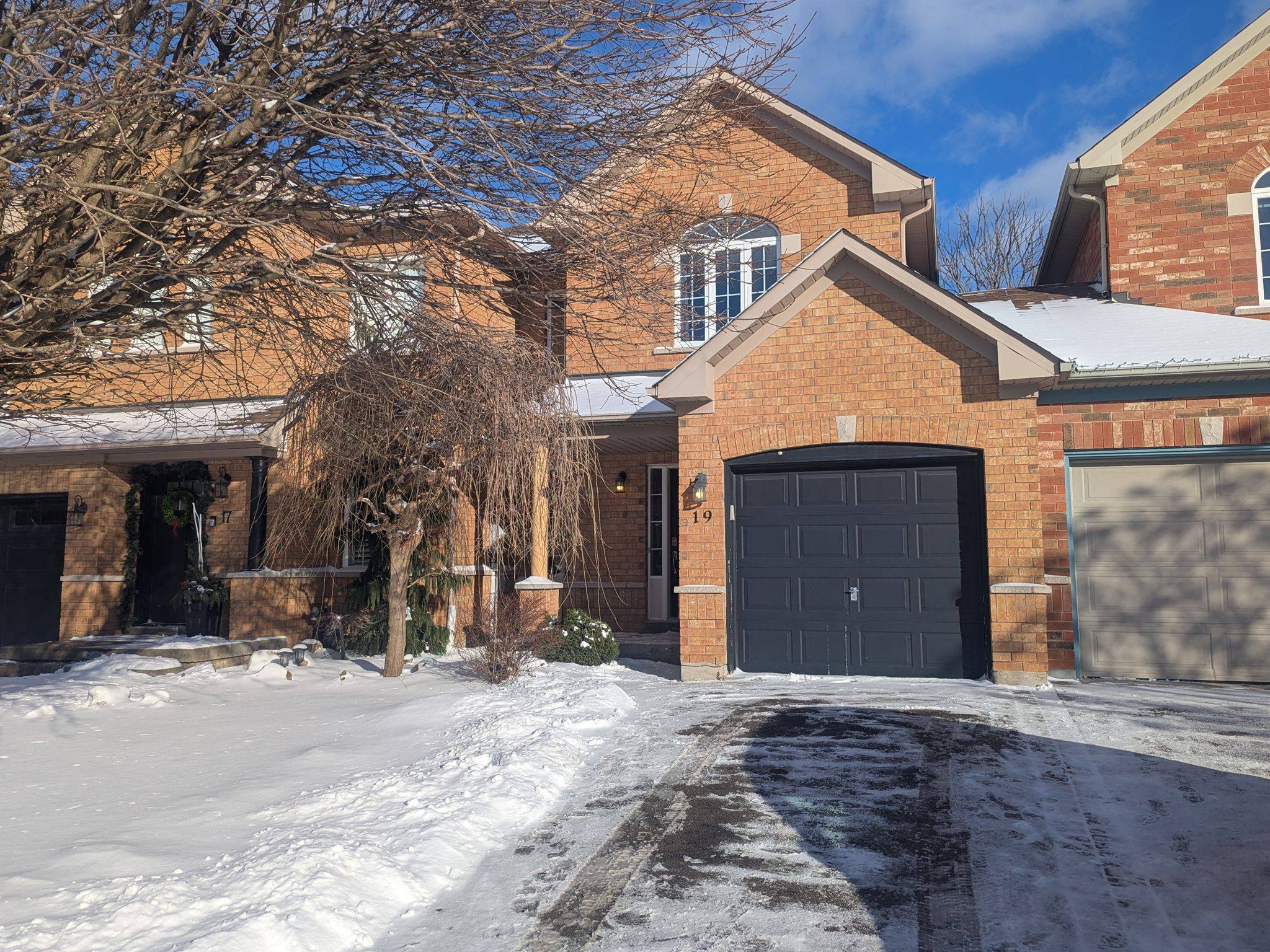 Hamilton, ON L9G 5A2,19 Stevenson ST