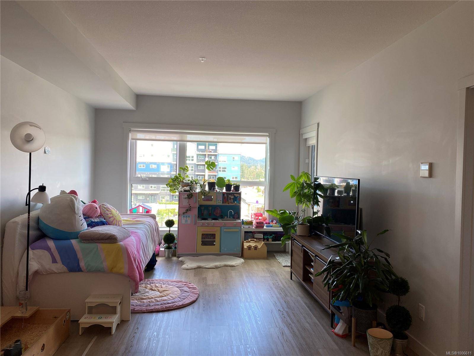 Langford, BC V9B 6R7,2469 Gateway Rd #404