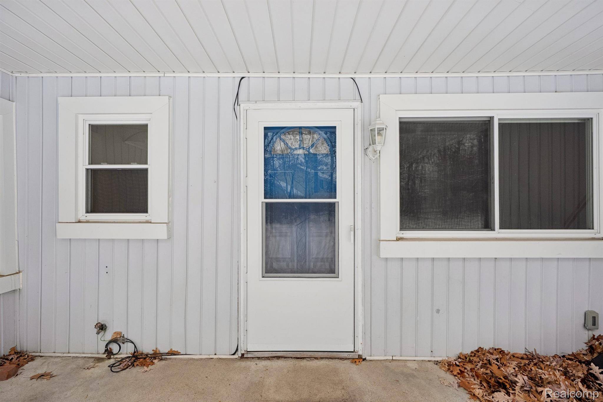 Waterford, MI 48329,2266 Newberry RD