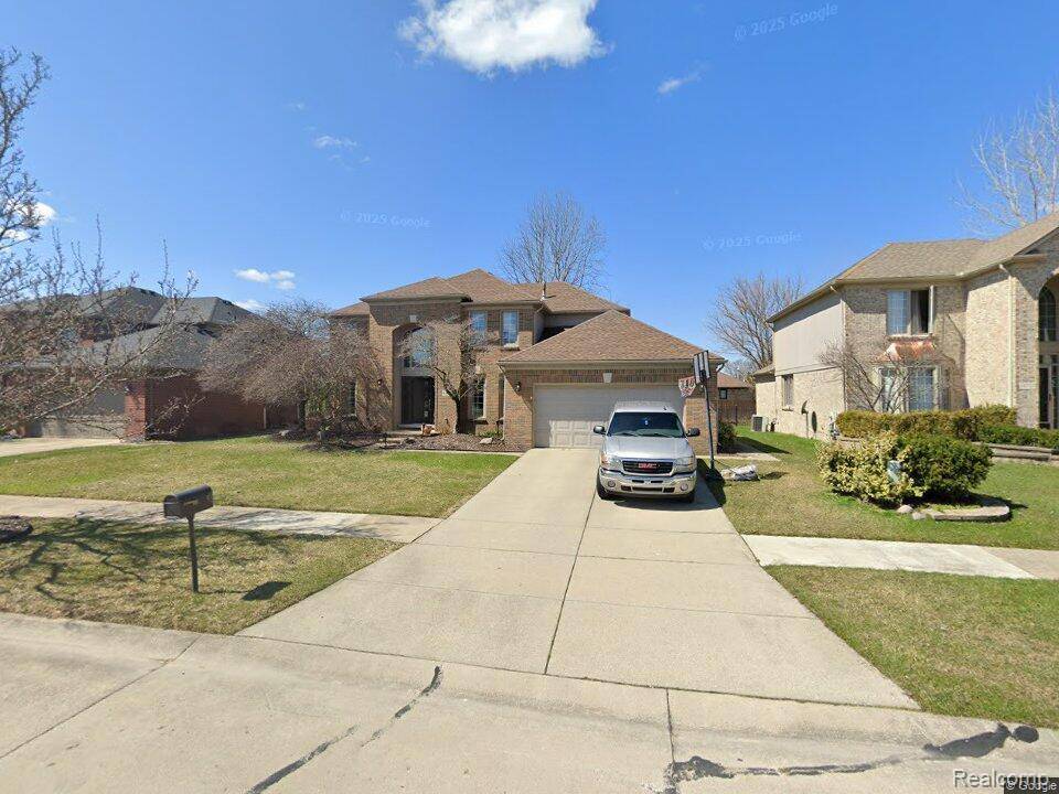 Macomb, MI 48044,48711 Cross Creek DR