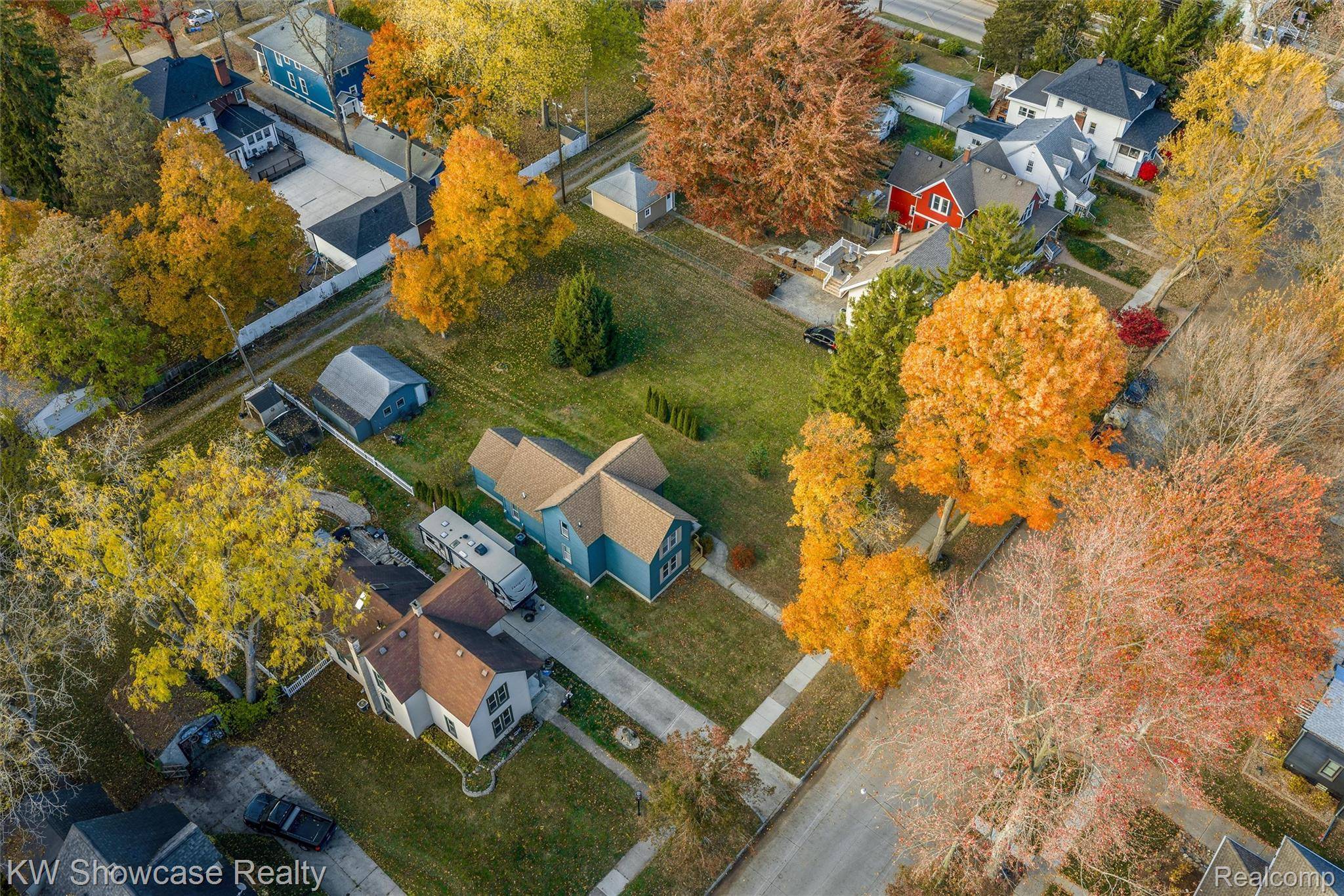 Mt. Clemens, MI 48043,80 Moross ST