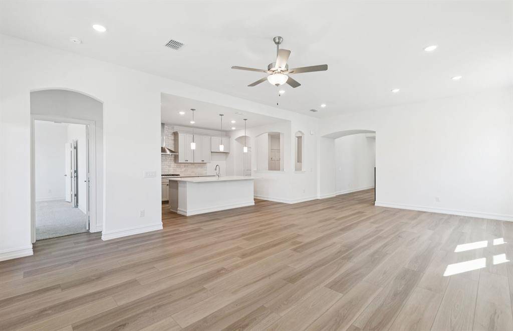 Pilot Point, TX 75009,5866 Blackwell Avenue