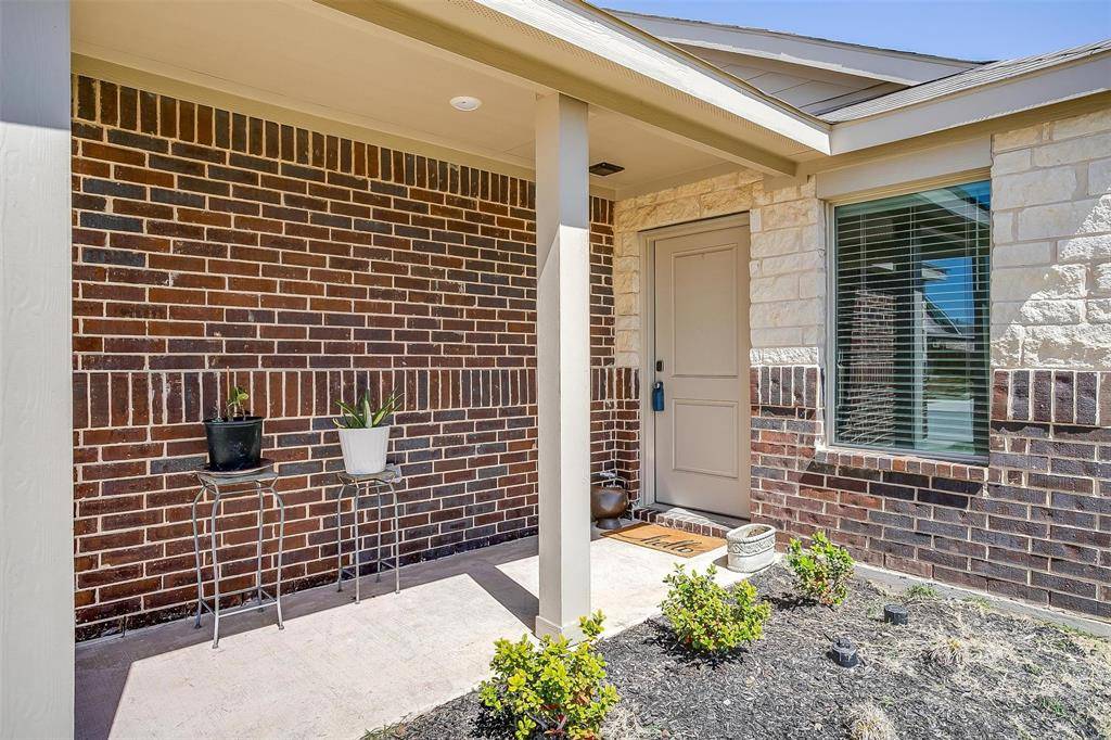 Fort Worth, TX 76052,14928 Bull Wagon Way