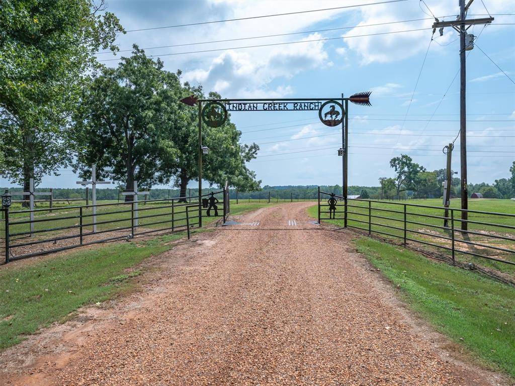 Winnsboro, TX 75494,5282 N State Hwy 37