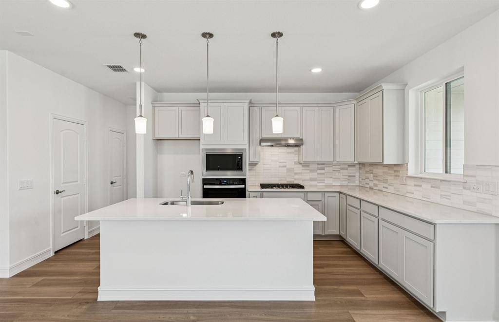 Justin, TX 76247,8717 Tallwood Lane