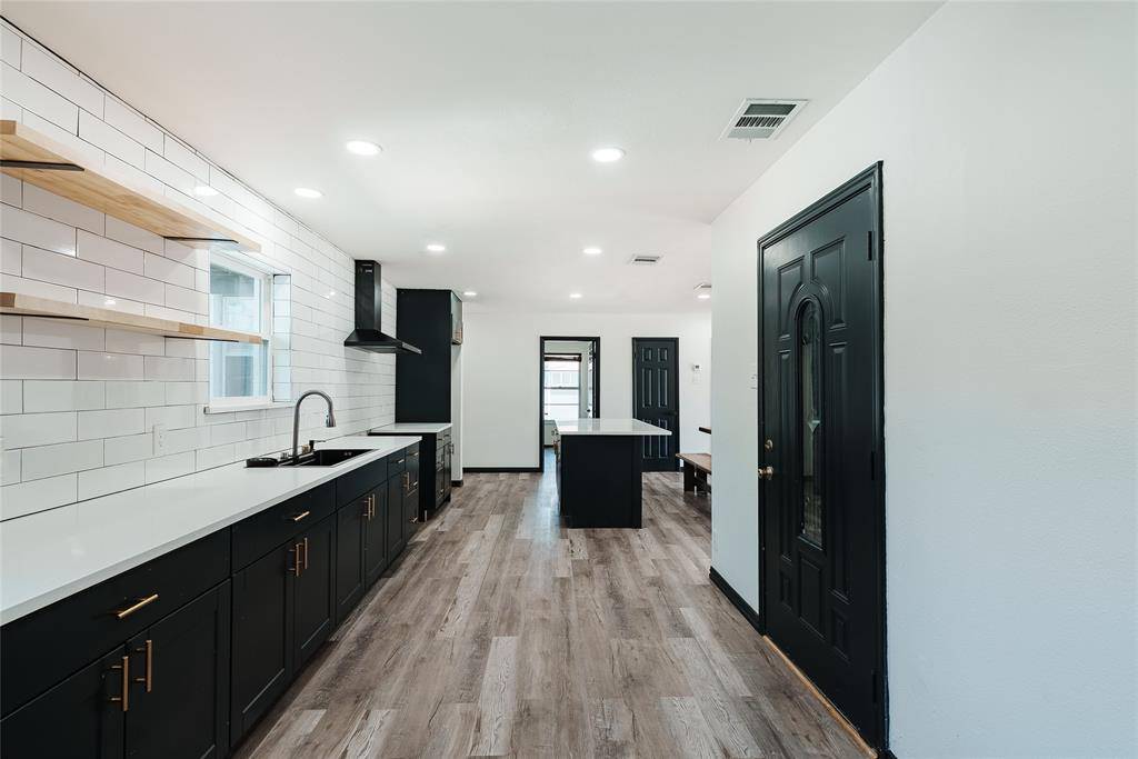 Dallas, TX 75229,2953 Bay Oaks Drive